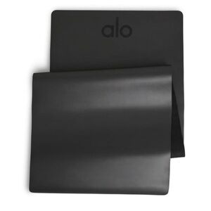 Air Mat by Alo Yoga